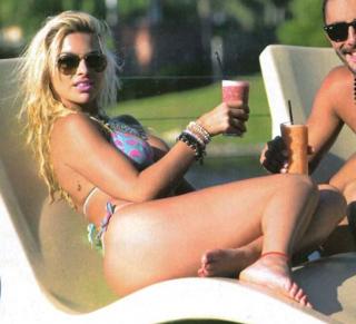 Ailén Bechara feet photo 3