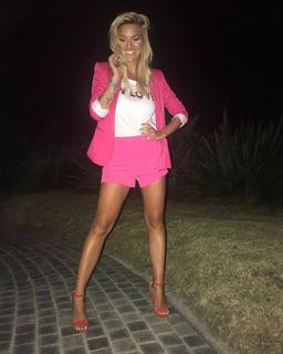 Ailén Bechara feet photo 13