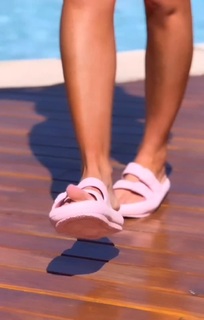 Ailén Bechara feet photo 18