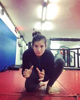 Ailín Pérez feet photo 10