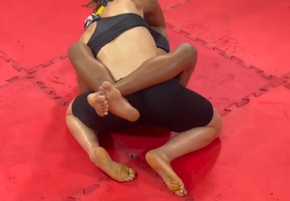 Ailín Pérez feet photo 15
