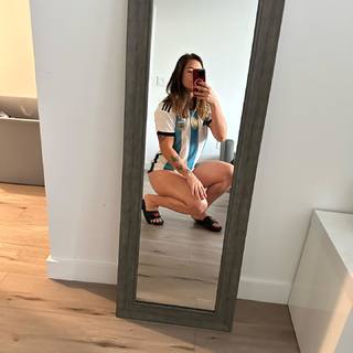Ailín Pérez feet photo 19