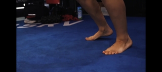 Ailín Pérez feet photo 8