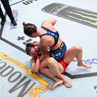 Ailín Pérez feet photo 12