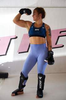 Ailín Pérez feet photo 6