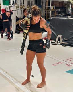 Ailín Pérez feet photo 19