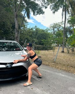 Ailín Pérez feet photo 6