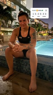 Ailín Pérez feet photo 17