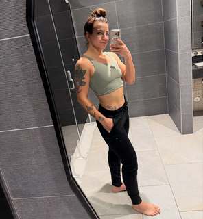 Ailín Pérez feet photo 7