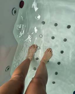 Ailín Pérez feet photo 9