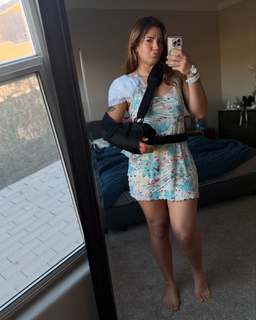 Ailín Pérez feet photo 12