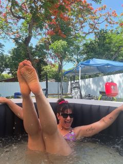 Ailín Pérez feet photo 2
