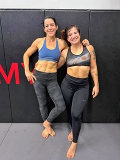 Ailín Pérez feet photo 18
