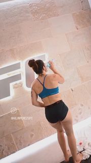 Ailín Pérez feet photo 17