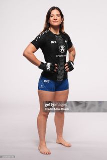 Ailín Pérez feet photo 16