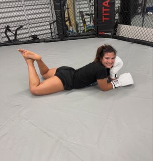 Ailín Pérez feet photo 11