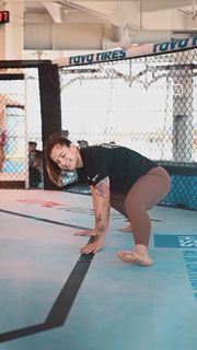 Ailín Pérez feet photo 1