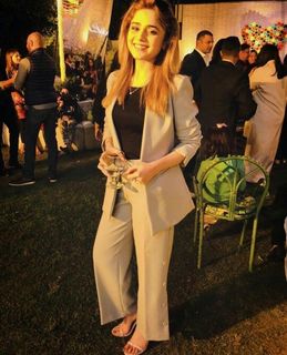 Aima Baig feet photo 12
