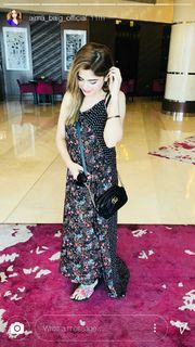 Aima Baig feet photo 9