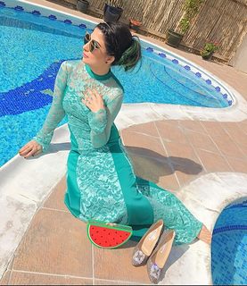 Aima Baig feet photo 15