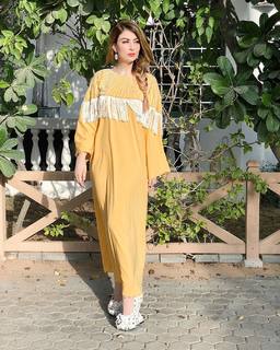 Aima Baig feet photo 6