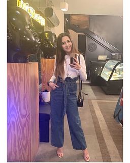 Aima Baig feet photo 11