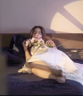 Aima Baig feet photo 17