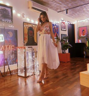 Aima Baig feet photo 8