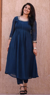 Aima Sebastian feet photo 18