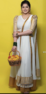 Aima Sebastian feet photo 9
