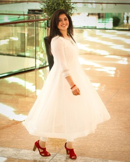 Aima Sebastian feet photo 7