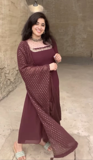 Aima Sebastian feet photo 11