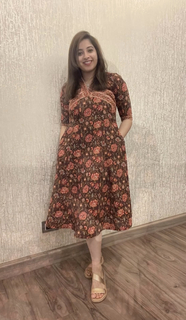 Aima Sebastian feet photo 11