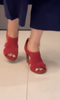 Aima Sebastian feet photo 7