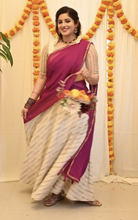 Aima Sebastian feet photo 4