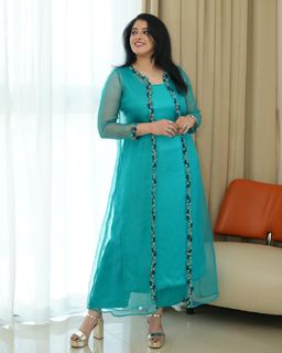 Aima Sebastian feet photo 14