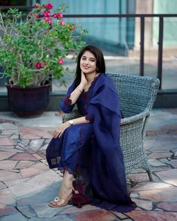 Aima Sebastian feet photo 8