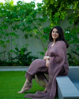 Aima Sebastian feet photo 4