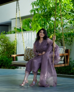 Aima Sebastian feet photo 3