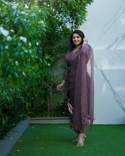 Aima Sebastian feet photo 1