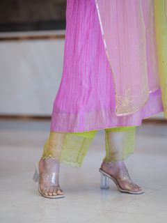 Aima Sebastian feet photo 12