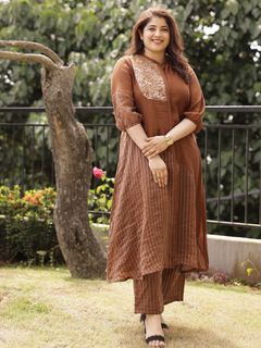 Aima Sebastian feet photo 2