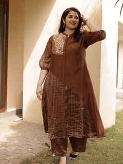 Aima Sebastian feet photo 1