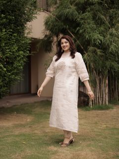 Aima Sebastian feet photo 7