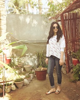 Aiman Khan feet photo 19