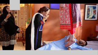 Aiman Khan feet photo 14