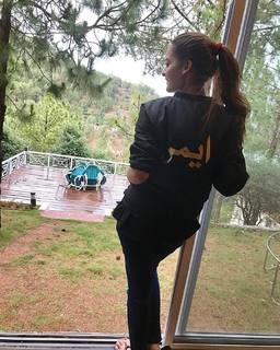 Aiman Khan feet photo 3