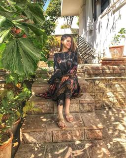 Aiman Khan feet photo 18