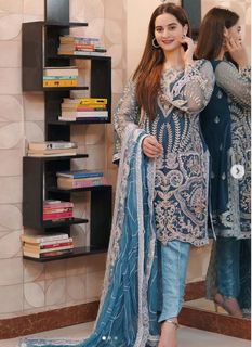 Aiman Khan feet photo 4