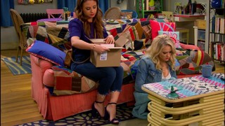 Aimee Carrero feet photo thumbnail